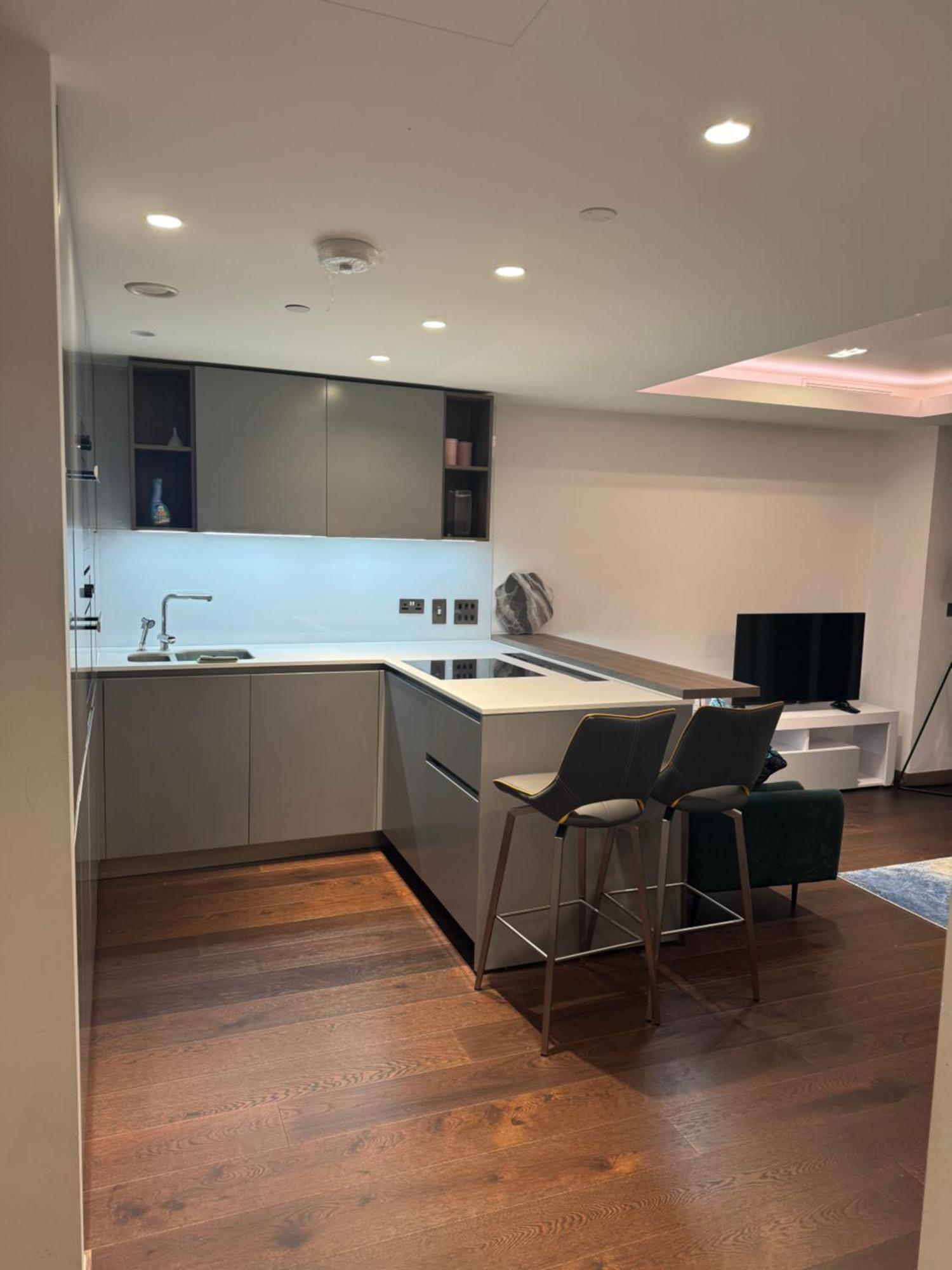 Luxury In Paddington Apartment London